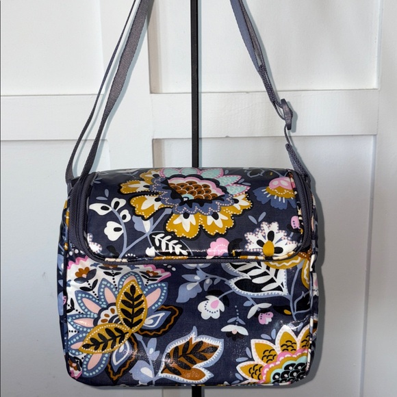 Vera Bradley Insulated Stay Cooler Crossbody Lunchbox Retired Charmont Meadow - Picture 2 of 5
